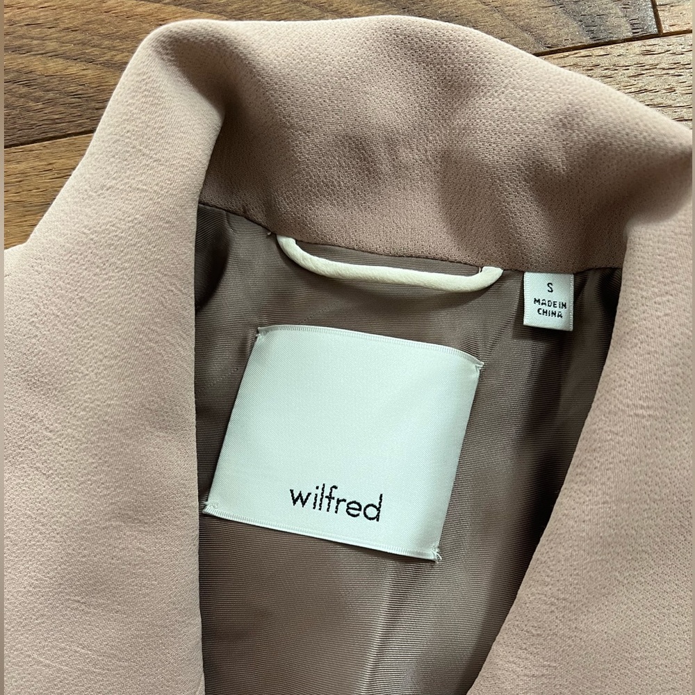 **ARITZIA** Wilfred Crepette Blazer - Size SMALL